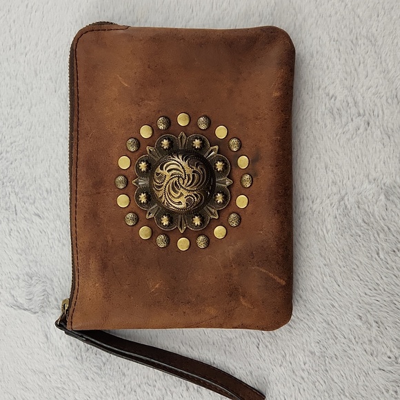 Patricia Nash Handbags - Patricia Nash Italian Leather wristlet